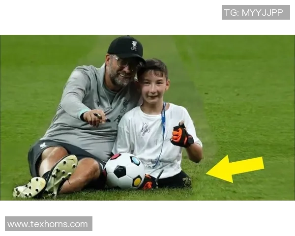 美国足球明星与球迷的激情互动与共同成长之路 美国足球明星与球迷的激情互动与共同成长之路