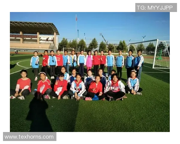 足球明星魅力四射展现个人风采与职业精神的精彩瞬间